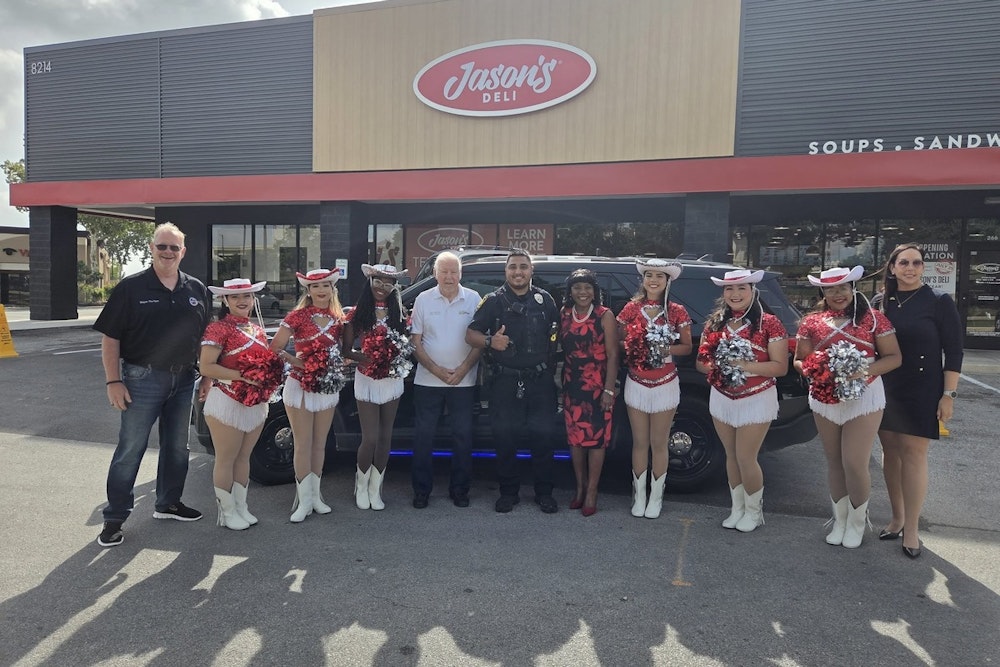 Subs, Ribbons and a Crowd as Jason's Deli Lands in Live Oak