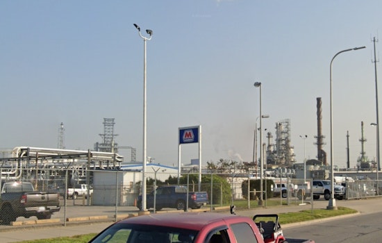 Sulfur Stench And Street Shutdown Rattle Neighbors By Detroit Marathon Refinery