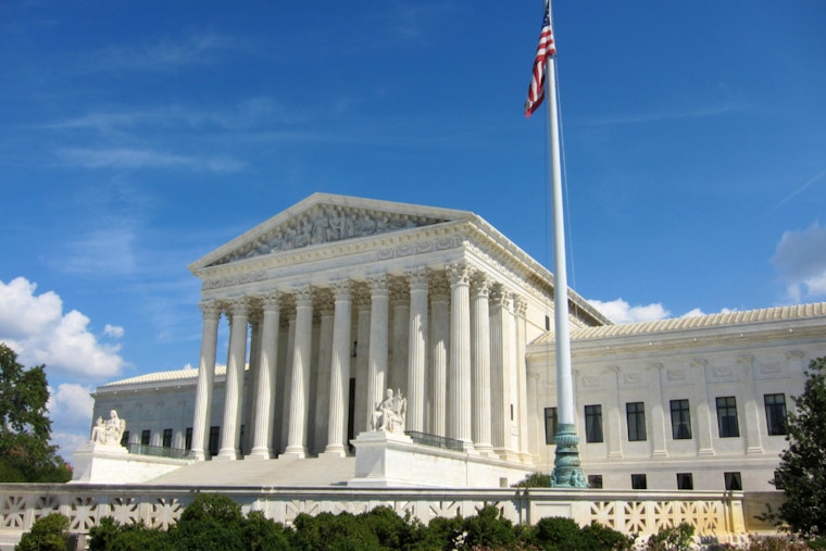 Supreme Court Lets $800-a-Day Tab Threaten Ex-Fox Reporter in Source Fight