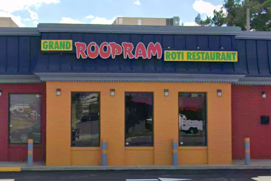 Surinamese Roti Empire Sneaks Into Orlando Strip Center