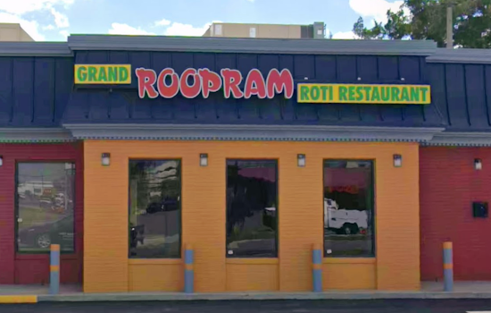 Surinamese Roti Empire Sneaks Into Orlando Strip Center