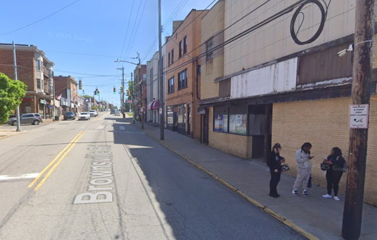 Suspect Barricades Inside Apartment After 911 Burglary Call