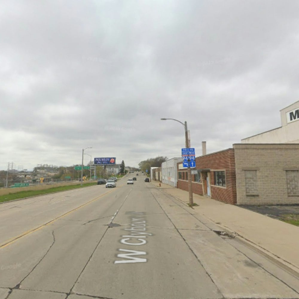 Tea Time Shake-Up, Tootsie's Pours Loose-Leaf Buzz Into Near West Side
