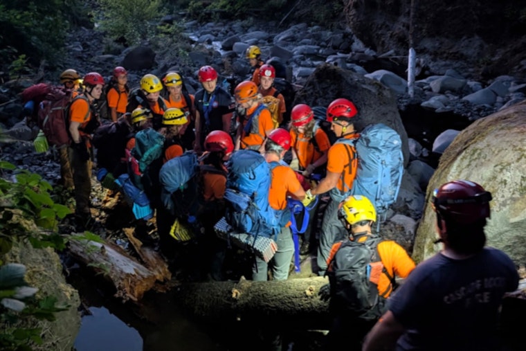 Teen’s 100-Foot Gorge Plunge Turns Elowah Falls Hike Into Nightlong Rescue