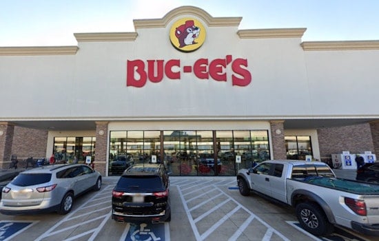 Texas Buc-ee’s Bosses Rake In $275K While Grads Do The Math