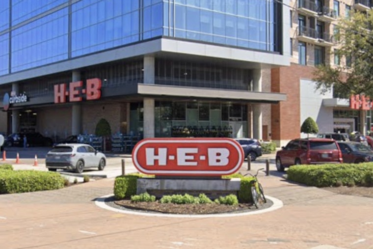 Texas Cookouts Scramble As H‑E‑B Hits Brakes On Online Orders