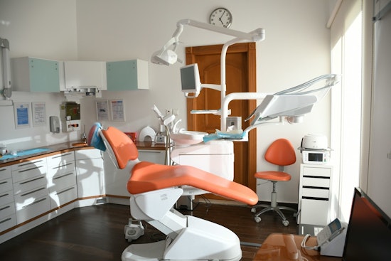 Toothless In Illinois: Medicaid Patients Left Dangling As Dentists Bail On Coverage
