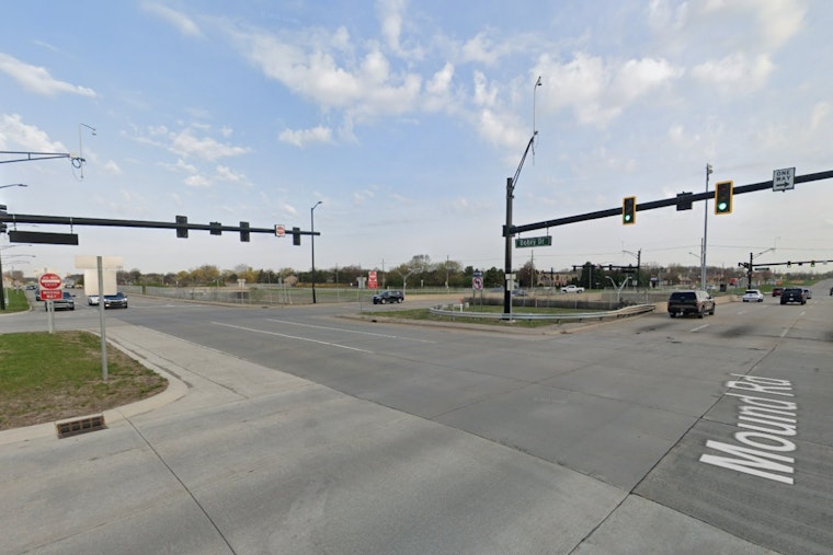 Tow Truck Driver Thrown, Killed at Mound and Dobry Intersection