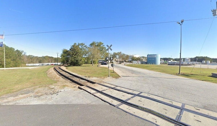 Train Jumps The Tracks Near Quiet Cross Hill Crossing In Laurens County