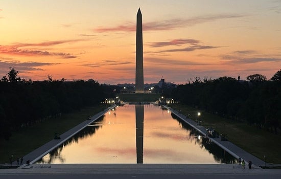 Trump Boasts Of 'Crystal Clear' Reflecting Pool, Demands D.C. Vandal Hunt