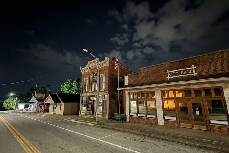 Twister Terror Slams Munfordville, Hart County On Edge