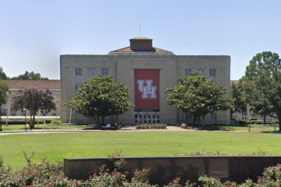 UH Core Class Purge Could Axe 4 In 10 Courses