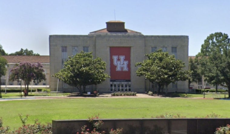 UH Core Class Purge Could Axe 4 In 10 Courses