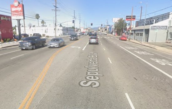 Van Nuys Fire on Sepulveda Involves Multiple Businesses
