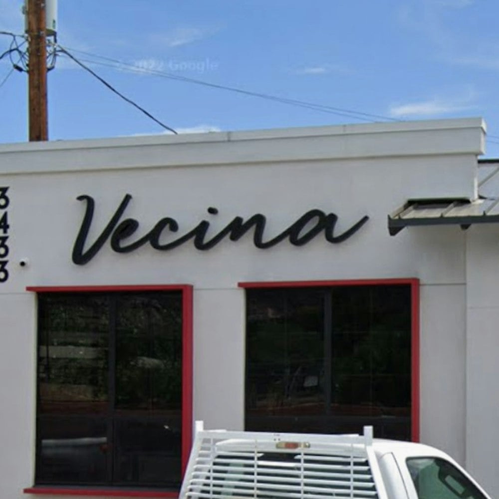 Beloved Arcadia Hotspot Vecina Makes A Big Splash In McCormick Ranch