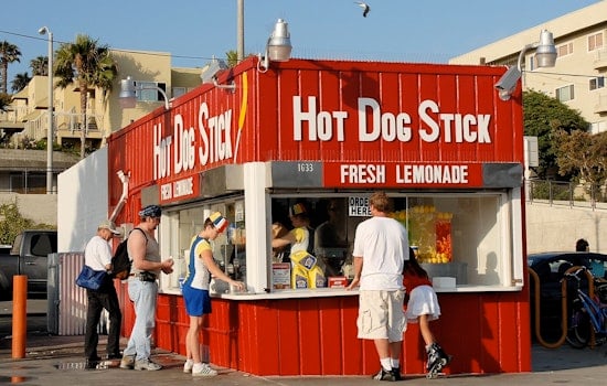 Vegas Restaurant Boss Snags Hot Dog on a Stick, Plots Strip Flagship Splash