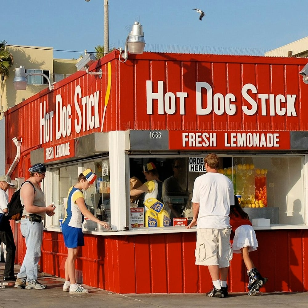 Vegas Restaurant Boss Snags Hot Dog on a Stick, Plots Strip Flagship Splash