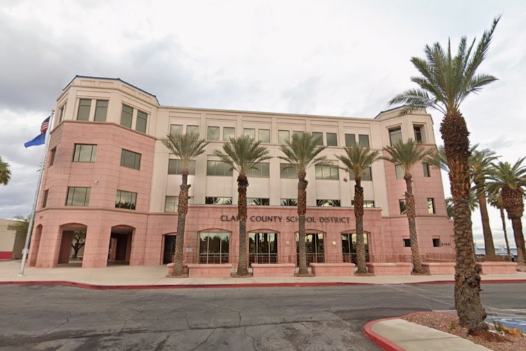 Vegas Schools Zip Up Phones as August 10 Start Date Looms