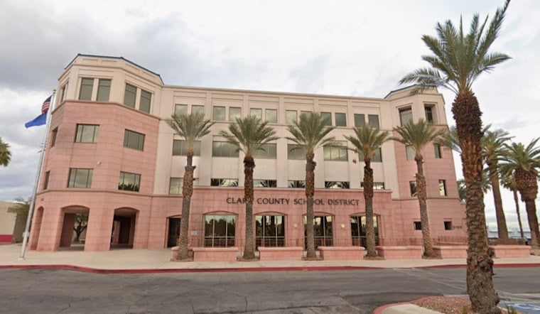 Vegas Schools Zip Up Phones as August 10 Start Date Looms