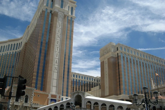 Vegas Visitor Hits Spade Royal, Turns $5 Side Bet Into $2.2M Venetian Jackpot