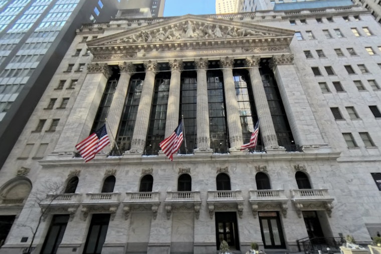 Wall Street Beats Your House: Stocks Seize Top Spot In Americans' Wealth