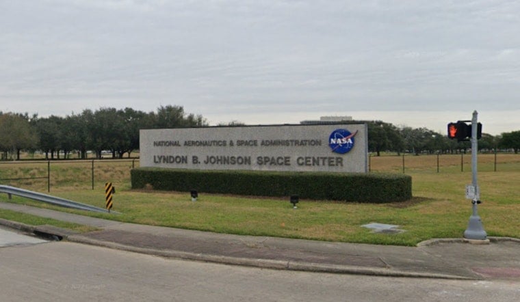 Webster Snags Quiet Nyx Crew Lab in Johnson Space Center’s Shadow