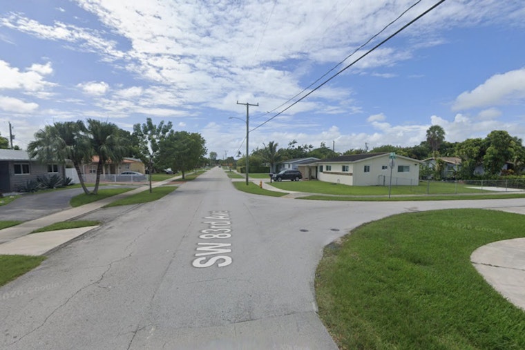 Westchester Knife Clash Leaves Man Hurt, Suspect on the Run
