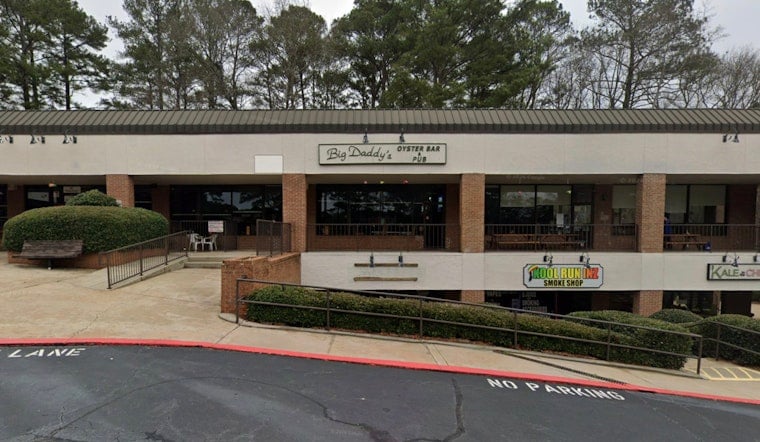 Wild Deer Turn Peachtree City Plaza Into Glass‑Shattering Stampede