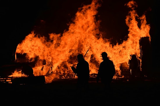 Wildfire Nightmare: Warm Springs Families Flee As Flames Bear Down On Homes