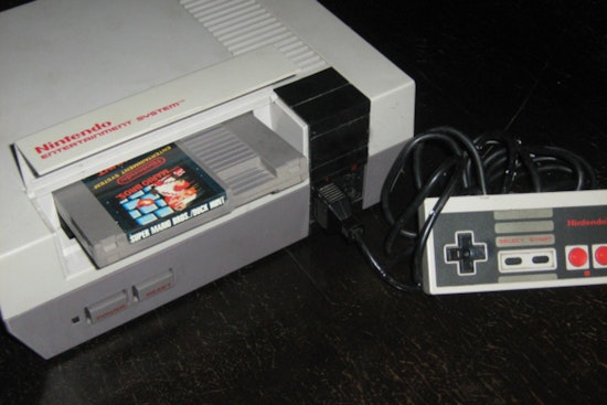 Wisconsin Warehouse Unearths 97 Unreleased Super Mario Duck Hunt Carts