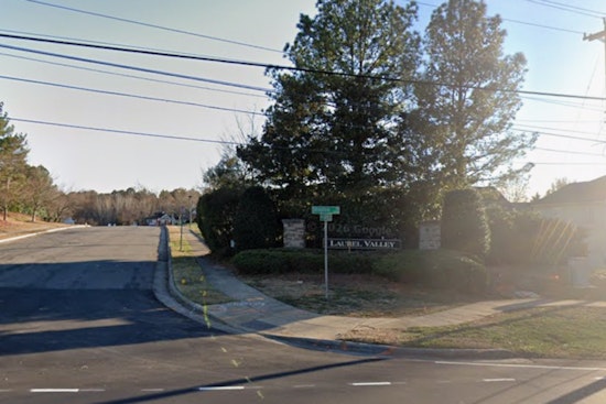 Working House Fire Draws Charlotte Crews To Mason Mill Place