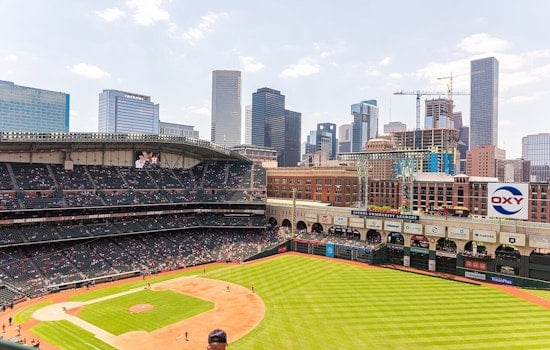 Survivor Series Smackdown, WWE Invades Houston’s Daikin Park Over Holiday Weekend