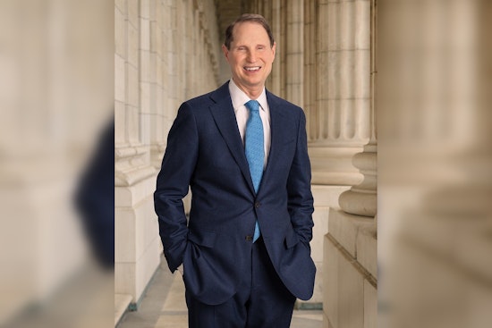 Wyden Takes Whippets War Nationwide With Crackdown Bill