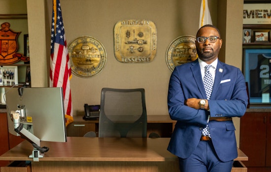 Young Signs Six Weeks Paid Parental Leave For Memphis Workers