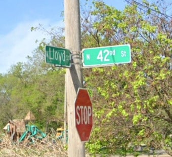 13-Year-Old, 33-Year-Old Shot Near Milwaukee's Washington Park, No Arrests