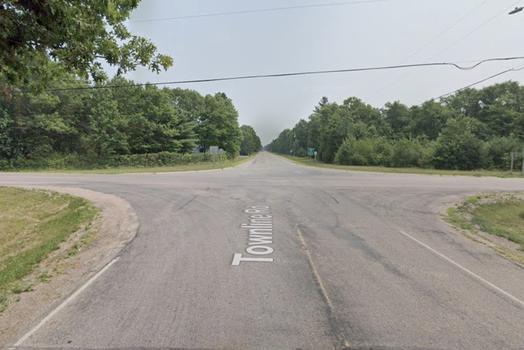 16-Year-Old Wisconsin Rapids Driver Dies in Saratoga Crash With Horse Trailer