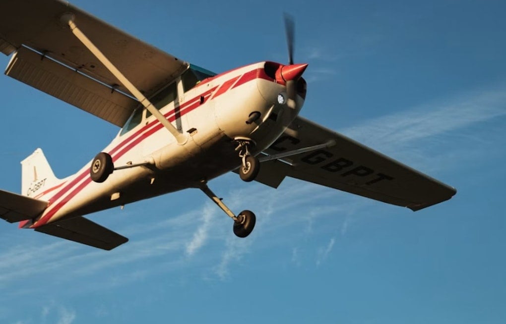 18 Women Pilots Buzz Modesto Skies in 750-Mile Palms to Pines Race