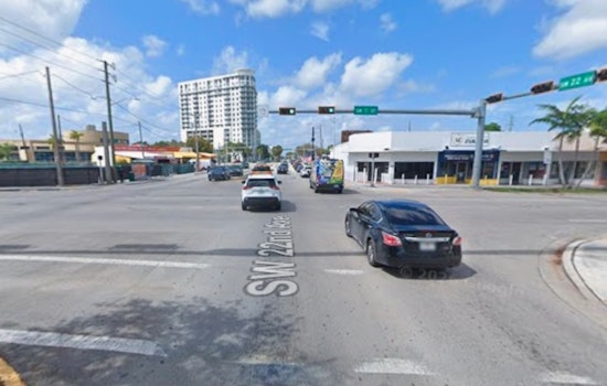 3 Miami Cops Hurt in Back-to-Back Crashes Racing to First Wreck