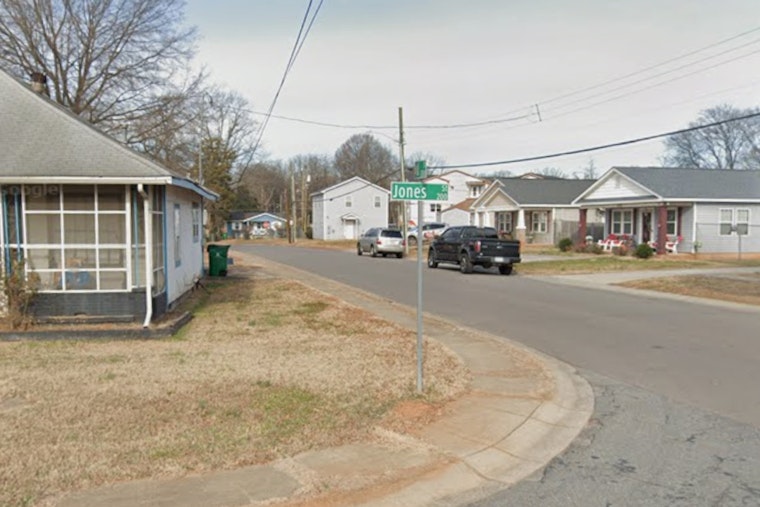 30 Charlotte Firefighters Snuff Out Jones Street Blaze in 27 Minutes
