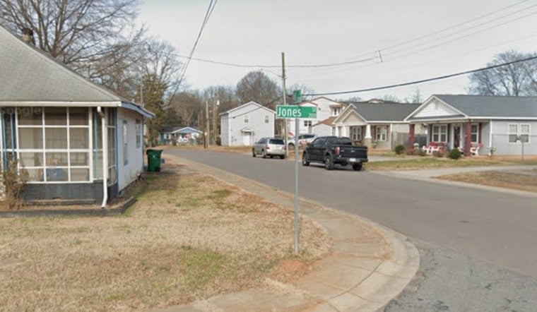 30 Charlotte Firefighters Snuff Out Jones Street Blaze in 27 Minutes