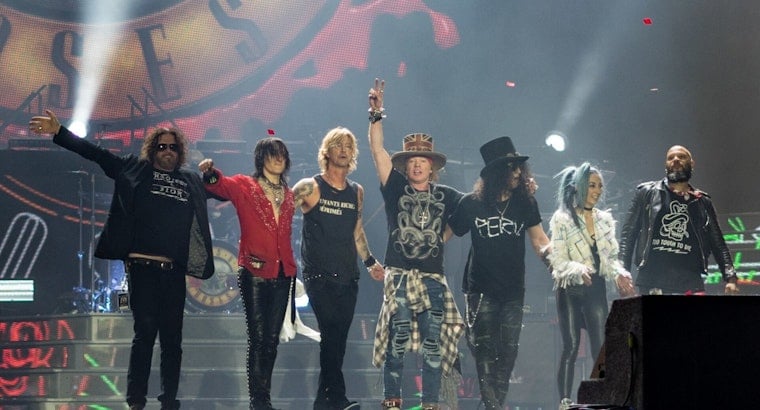 35 Years After Riverport Riot, St. Louis Fans Still Torn on Guns N' Roses