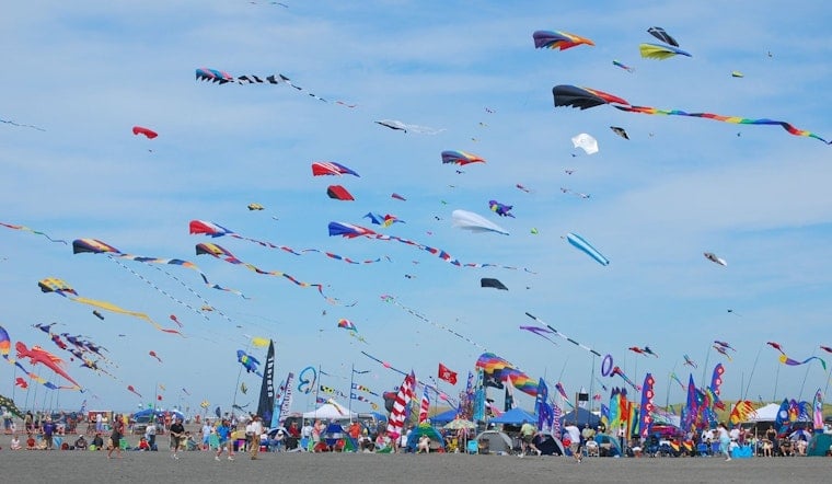 45 Years In, Long Beach Kite Festival Still Draws 100,000 to Washington Coast