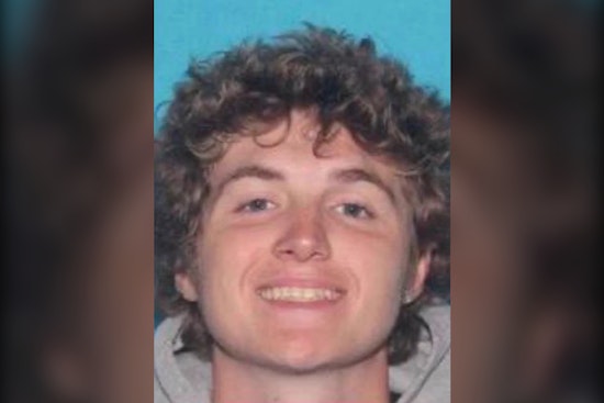 6-Foot-7 Suspect Wanted In Smithville Lake Robbery Case