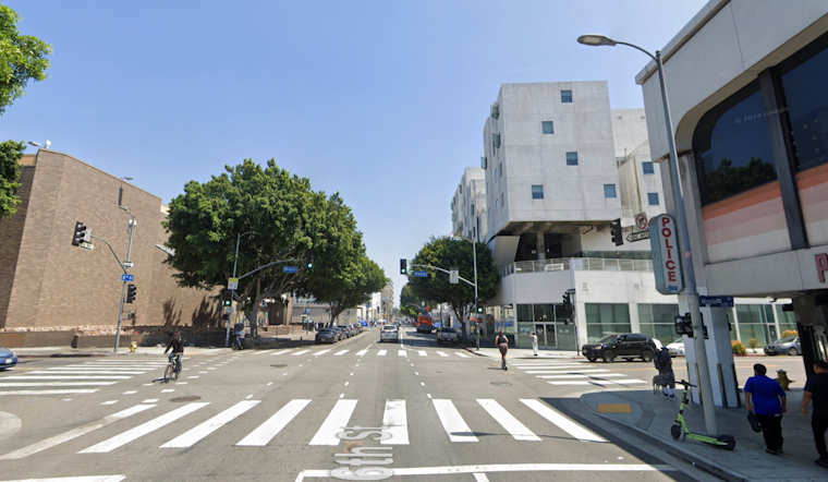 6th Street Shuts Down Outside LAPD's Own Skid Row Station After Stabbing