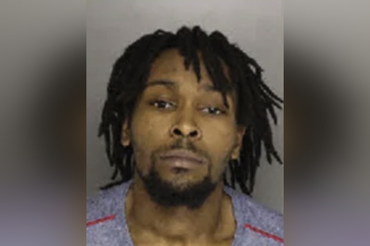Aberdeen Woman Asks Driver to Slow Down, Ends Up With Broken Jaw, Police Say