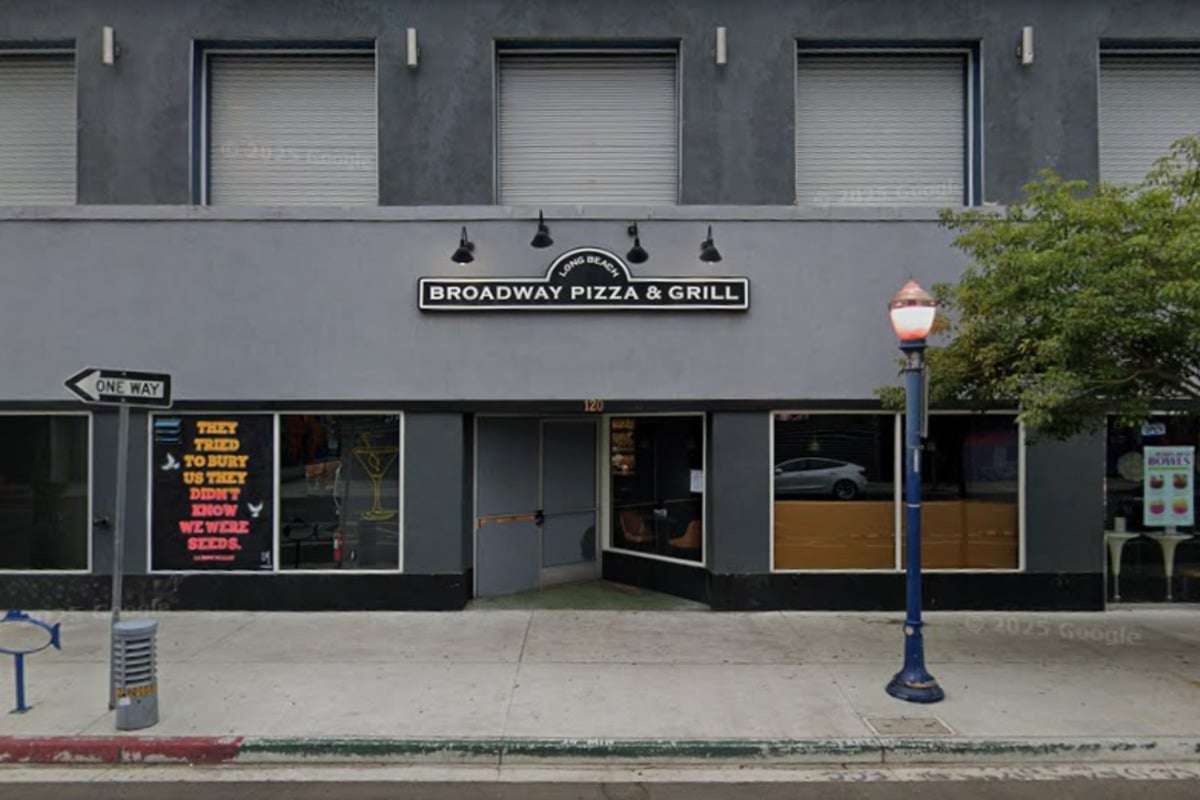 After 20 Years, Broadway Pizza Closes as Downtown Long Beach Empties Out