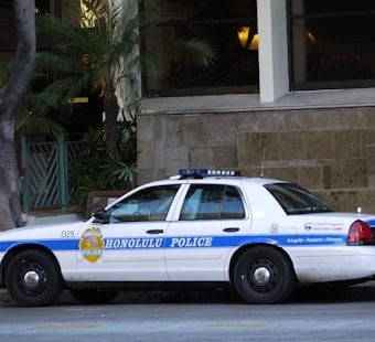 Ala Moana Assault Leaves Man, 35, Critical — Suspect, 29, Held on Felony
