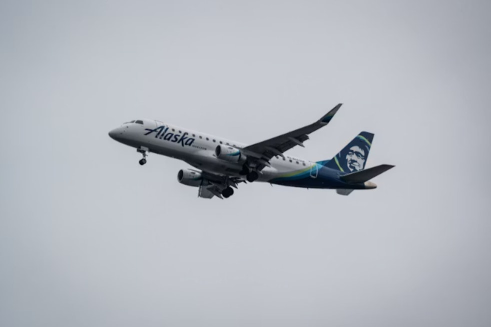 Alaska Airlines Apologizes After Portland-to-San Jose Flyer Ordered To Hide Pee-wee Tee