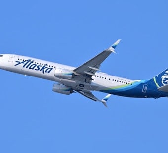 Alaska Airlines Jet Locks Down at MIA After Threats to Seize Plane