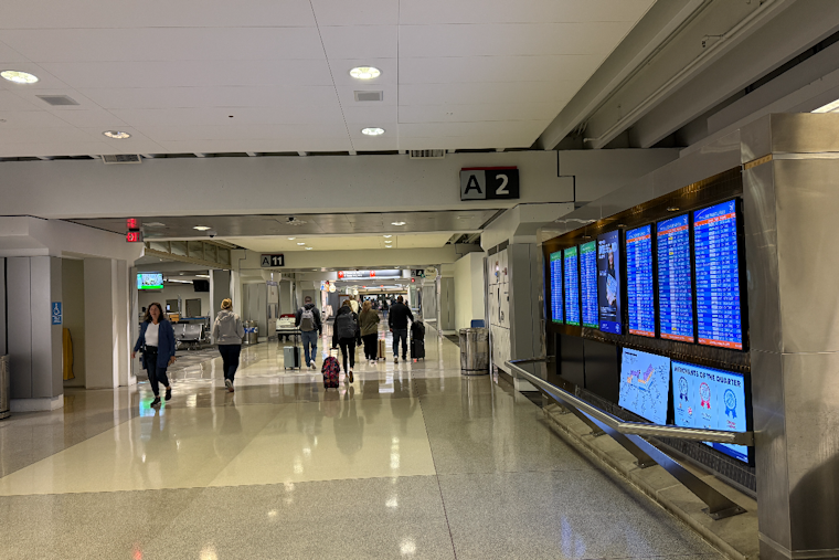 Allegheny County Traveler Loses $32,500 to Fake Sheriff's Deputy at Airport